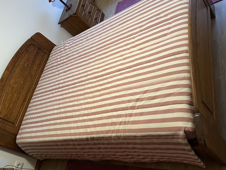 Cama de casal madeira maçica