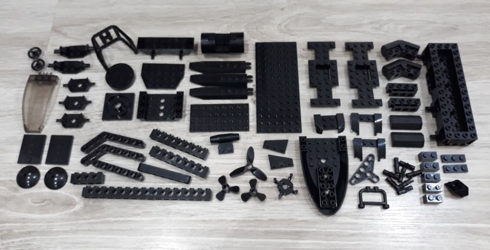 Klocki Lego ‐czarne elementy