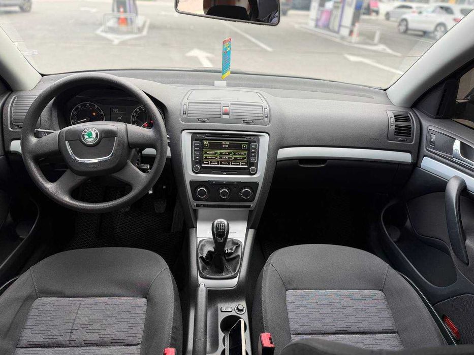 Продам Skoda Octavia A5 1.8 механика