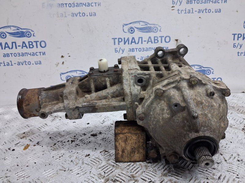 Раздаточная коробка Outlander с Разборки Mitsubishi Outlander