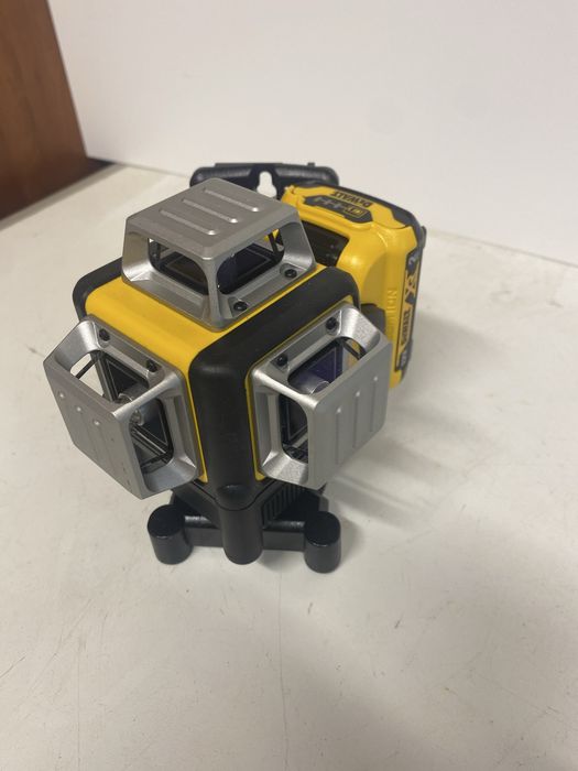 Lasrr krzyzowy dewalt DCE89g oryginalny