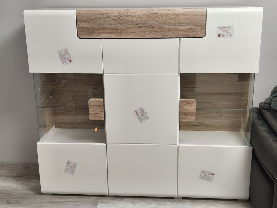 Nowa komoda Helvetia Toledo biały połysk