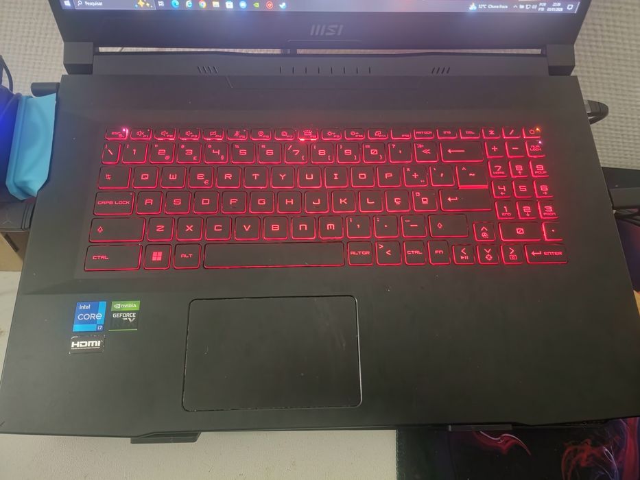 Portátil  GAMING MSI