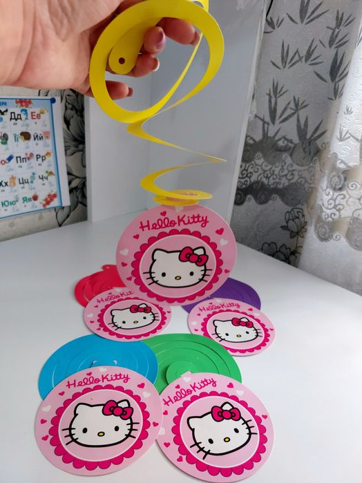 Стиль китти,Hello kitty,флажки,вымпел