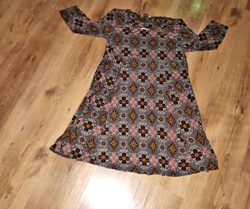 Sukienka rękaw 3/4 TU 40 L