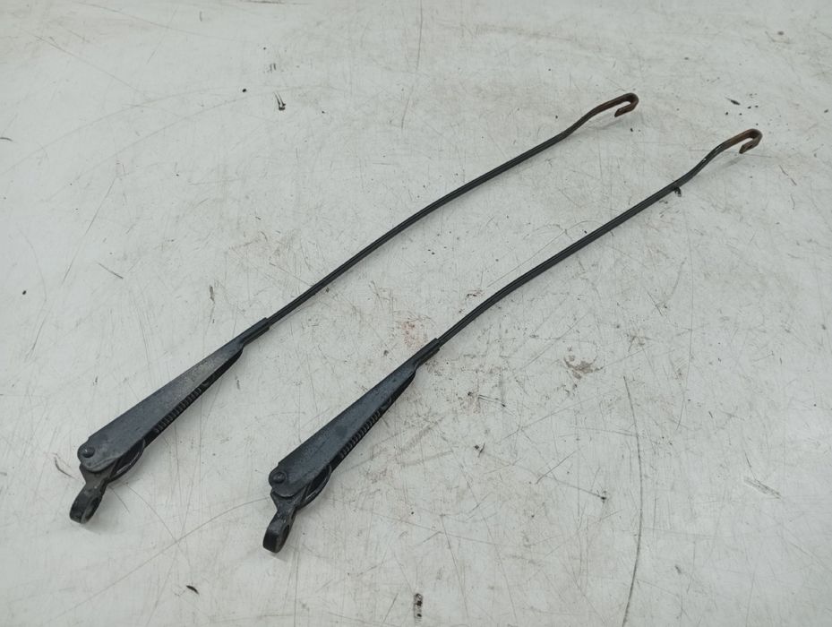 Astes/Escova Limpa Conjunto (2) - OPEL CORSA B (S93) | 93 - 02