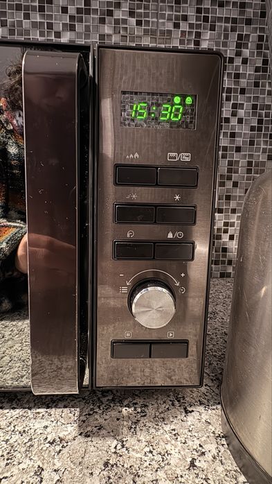 Microondas Qilive otimo estado!