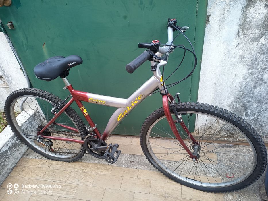 Bicicleta está quase nova acredite não é de luxo mas também não custa caro