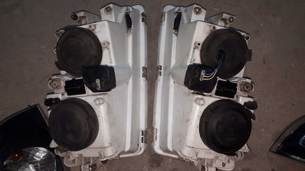Volvo V40 S40 LIFT oryginał lampy przód BLACK RING i kierunki