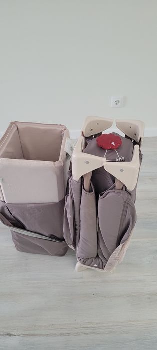 Cama de Viagem Chicco Easy Sleep.