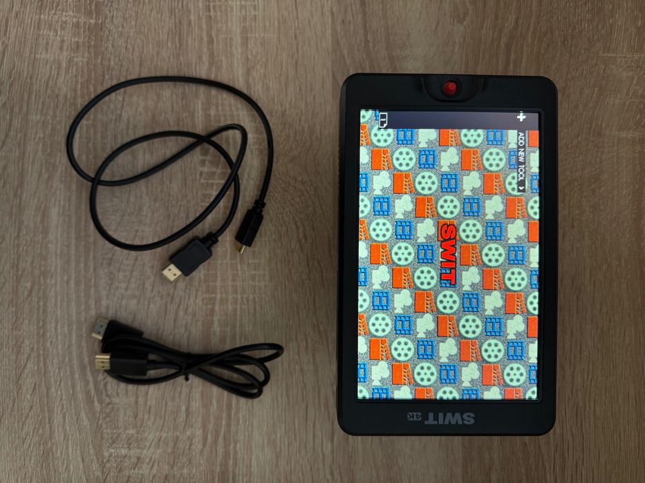 SWIT CM S75C 7” 3000nit HDR 4K HDMI монітор з SmallRig PowerADC