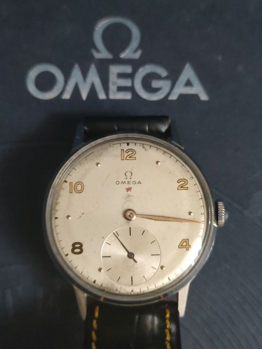 Relógio clássico estrela vermelha