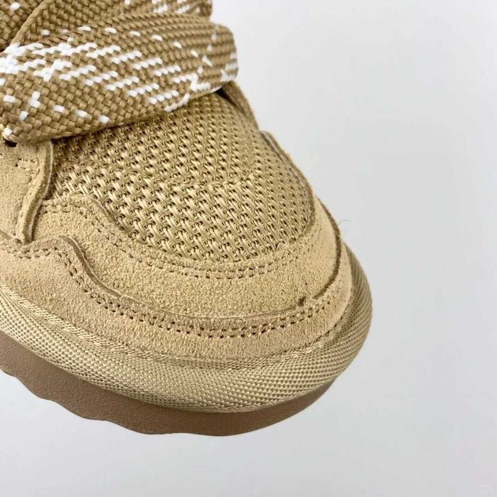 UGG Lowmel Sand r.41