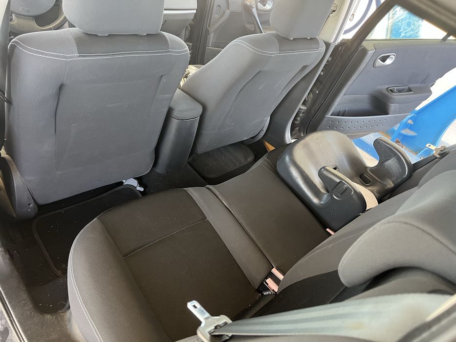 Renault Megane procura nova familia