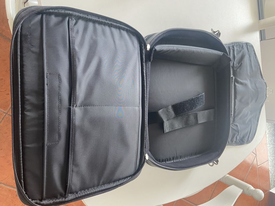 Mala profissional em pele ASUS