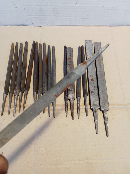 Напильник новий   .