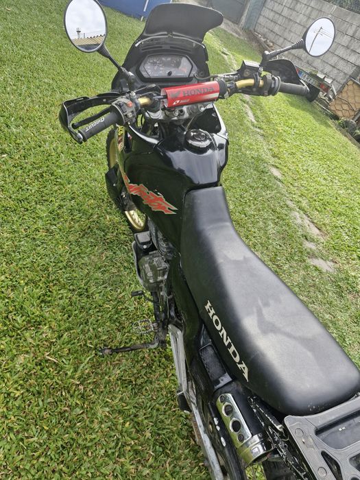 Honda nx dominador 650.