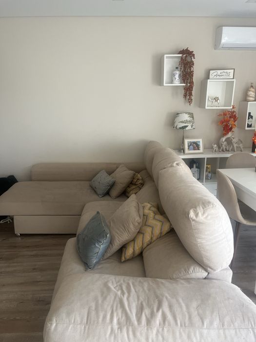 Sofa bege de 2 lugares + chaise longue