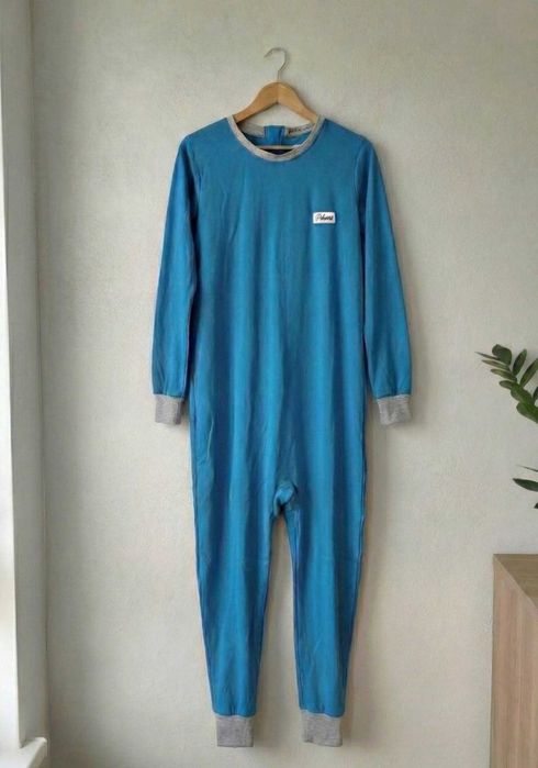 Piżama medyczna kombinezon Pelani – nieprzemakalna, dla seniora