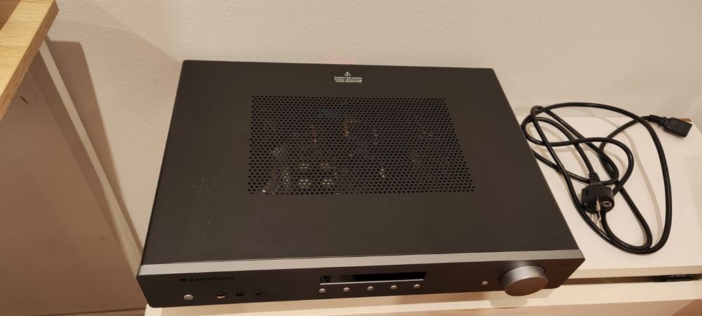 Amplificador alta fidelidade Cambridge como novo