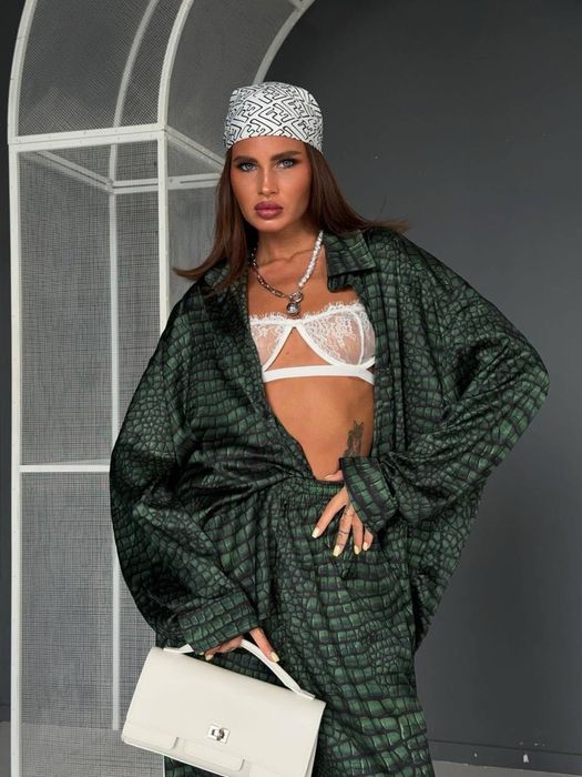 Костюм Balenciaga Баленсиага