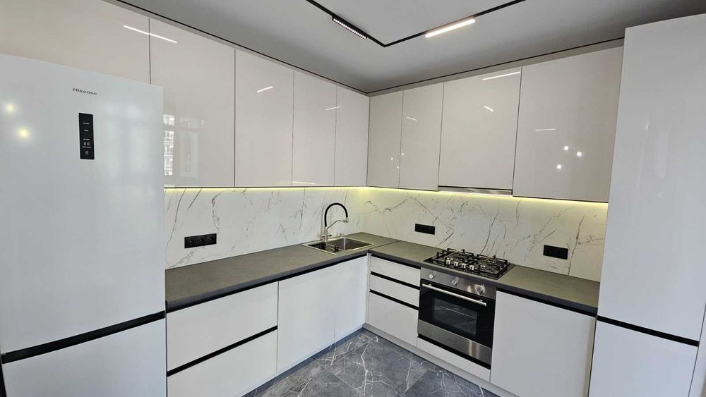 Здам в оренду простору однокімнатну квартиру з дійсно гарним ремонтом!