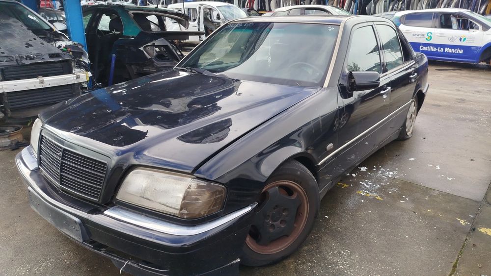 Para peças MERCEDES-BENZ Classe C (W202)