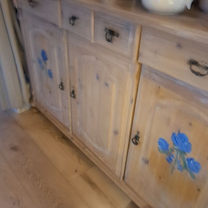 Kredes sosnowy bielony