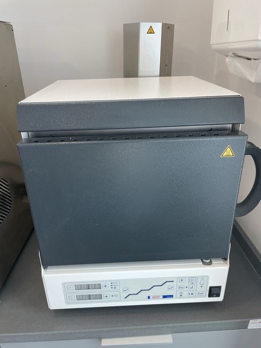 Equipamento de Laboratório de Prótese Dentária