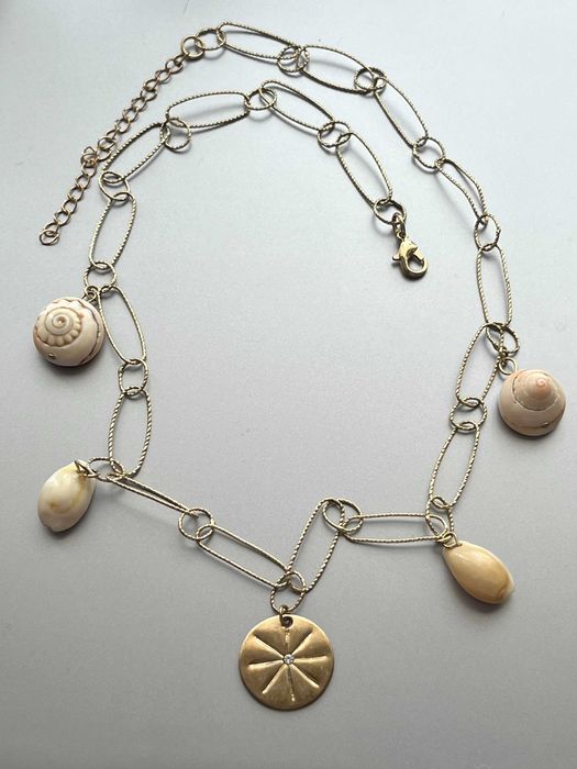 Naszyjnik Mango z muszlami