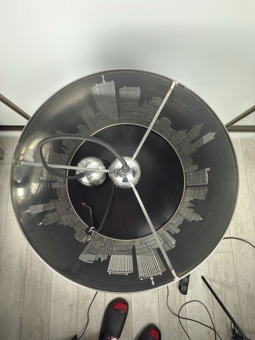 Lampa wiszaca miasto new york