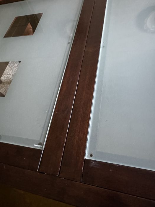 Conjunto mesa extensível + 4 cadeiras de madeira maciça