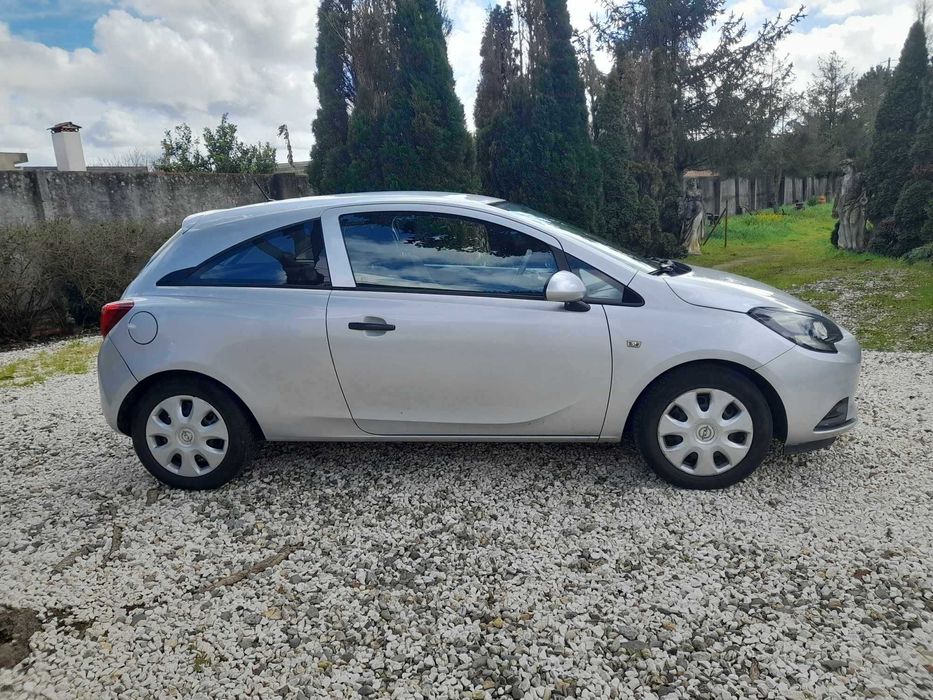 Opel Corsa 1.3CDTI A/C Nacional 2016 c/ iva dedutivel no preço