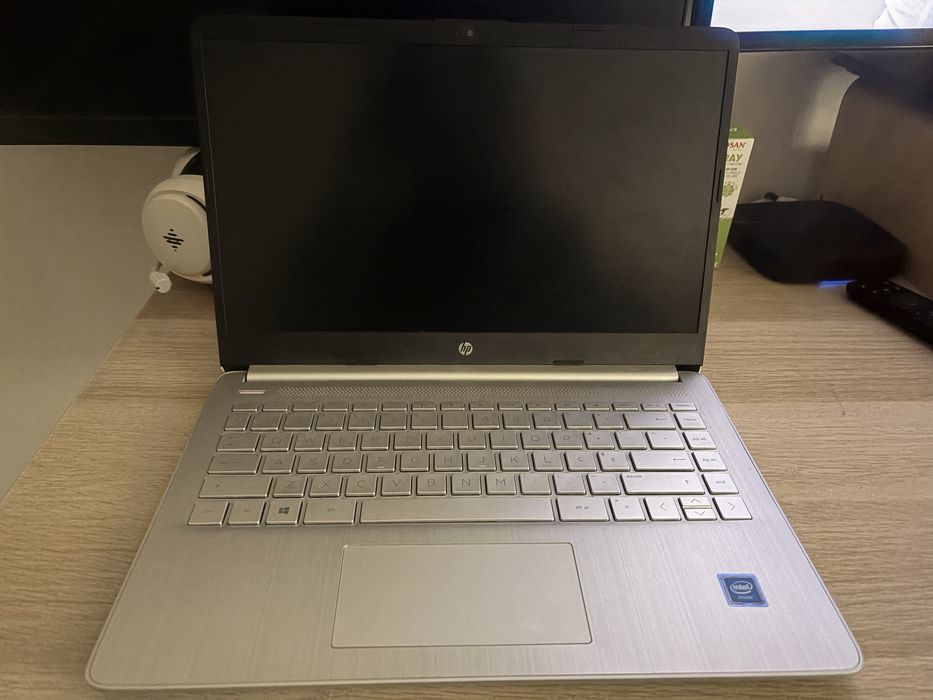 PC HP modelo 14s-dq0008np