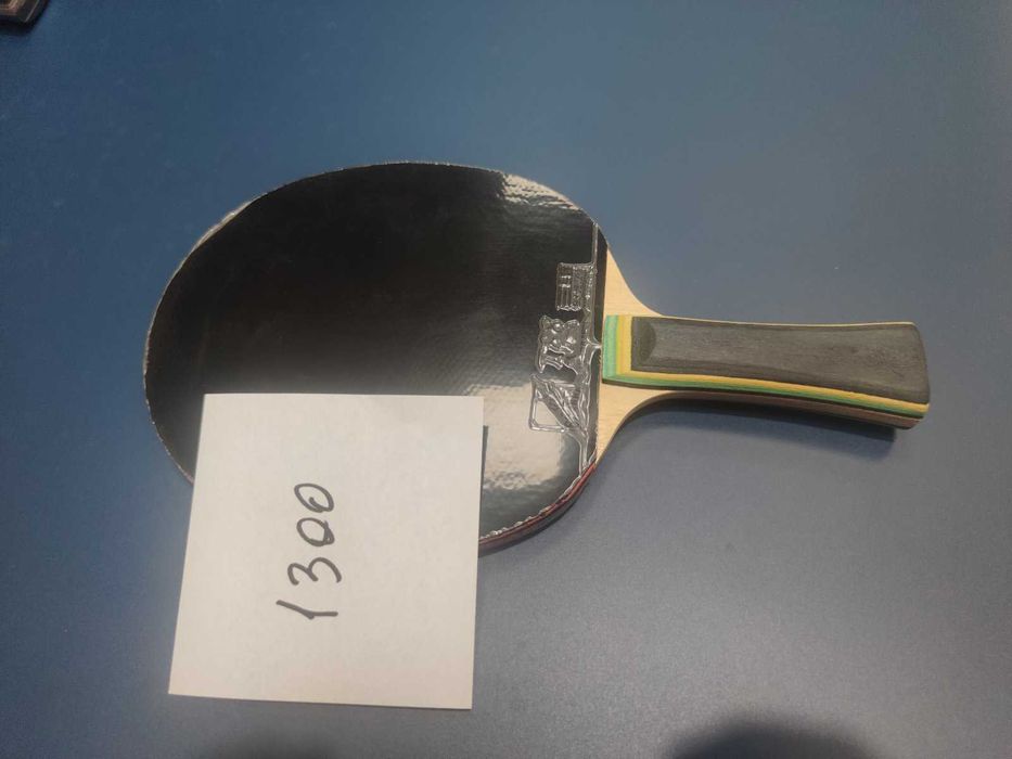 Ракетка для настольного тенниса. Много разных.