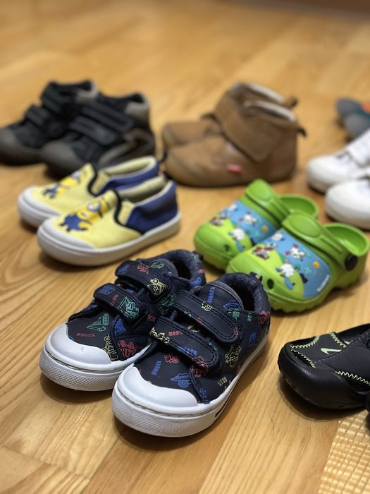 Кросівки adidas оригінал 22 розмір тапки пінетки ботінки ff next nike