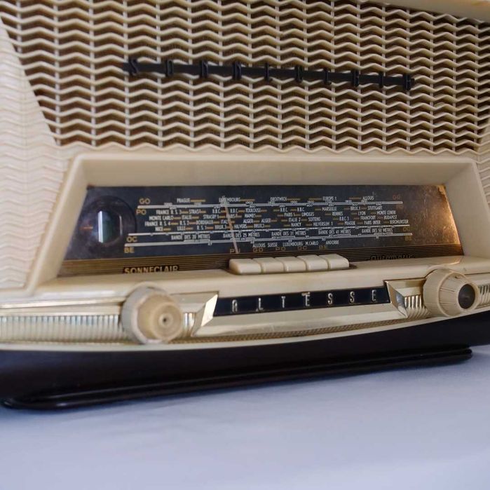 Rádio a válvulas Altesse Sonneclair