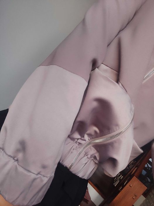 Kurtka Bomberka zamek kieszenie