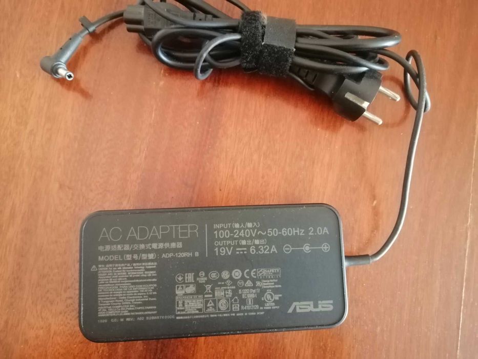 ASUS TUF Gaming FX504GE-DM050