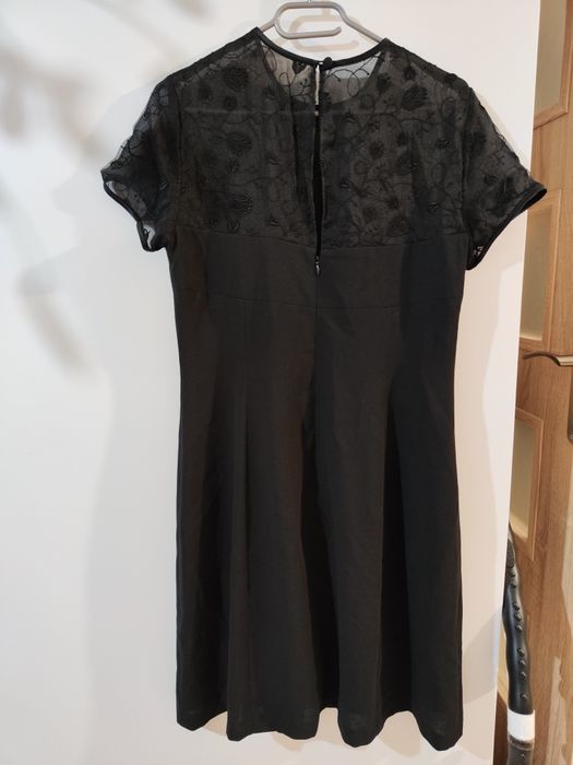 Sukienka Mała czarna z rayonu