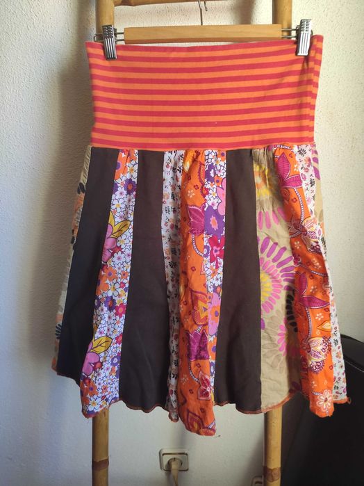 Saia colorida M efeitos floridos