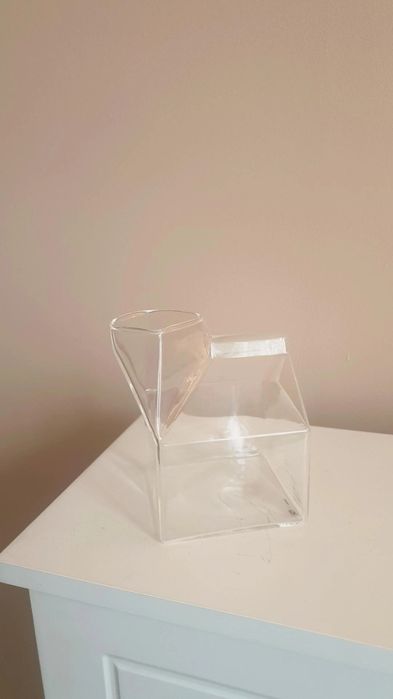 Nowy szklany dzbanek na mleko mlecznik dzbanuszek T.K Maxx Hampton wyp