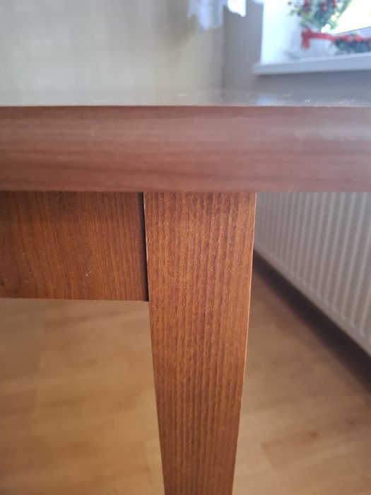 Stół i 4 krzesła