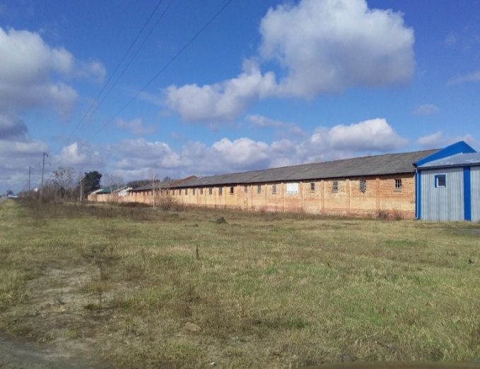 Продам частину складської будівлі.