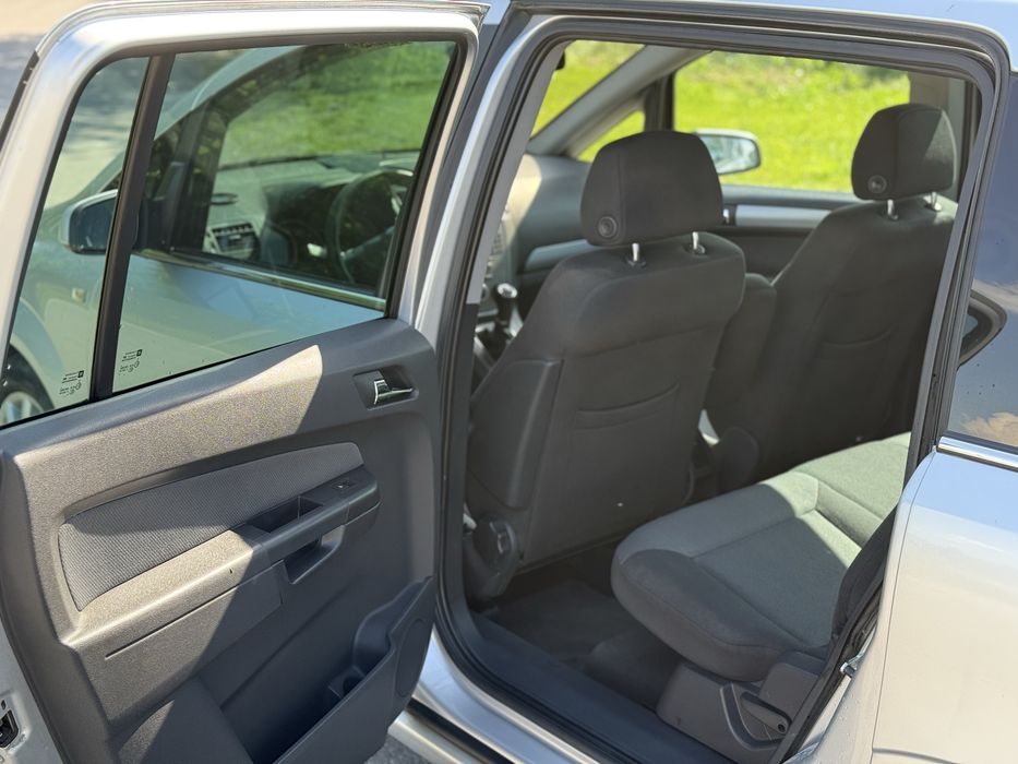 Opel Zafira B 1.9 150KM 2007 ROK