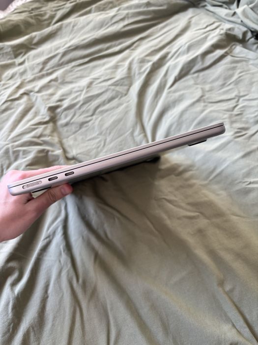 Macbook Air M3 8/256