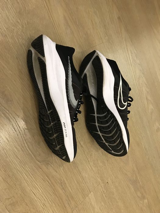 Tenis nike 44. Praticamente novos