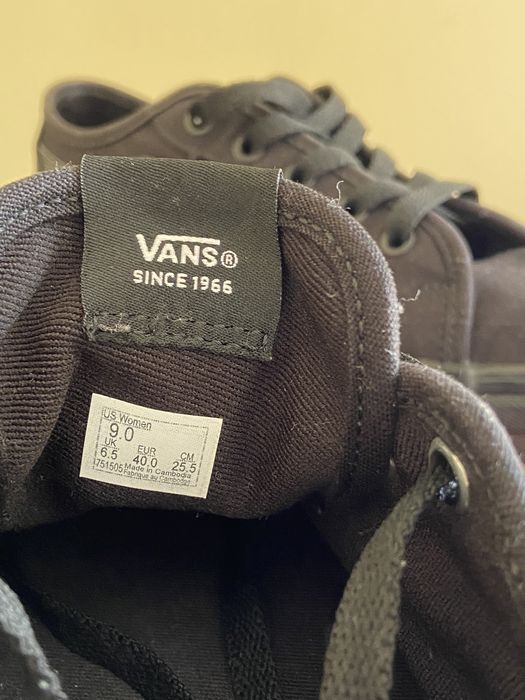 Vans pretas como novas