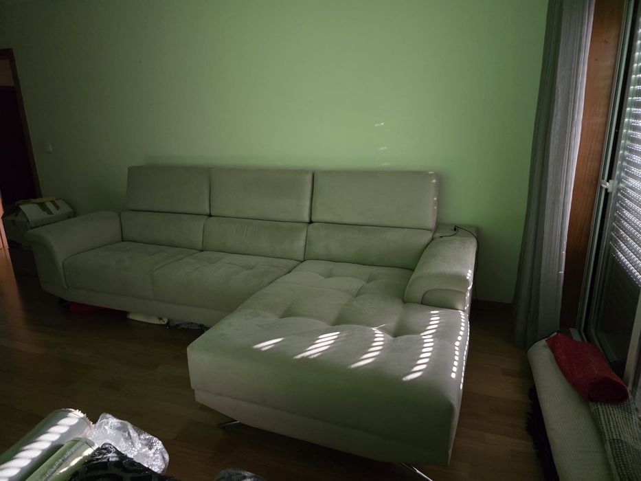 Sofá completamente novo