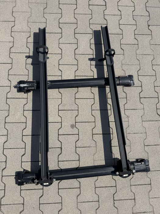 Belki dachowe aero Aguri z  bagażnikami na rowery carbonowe
